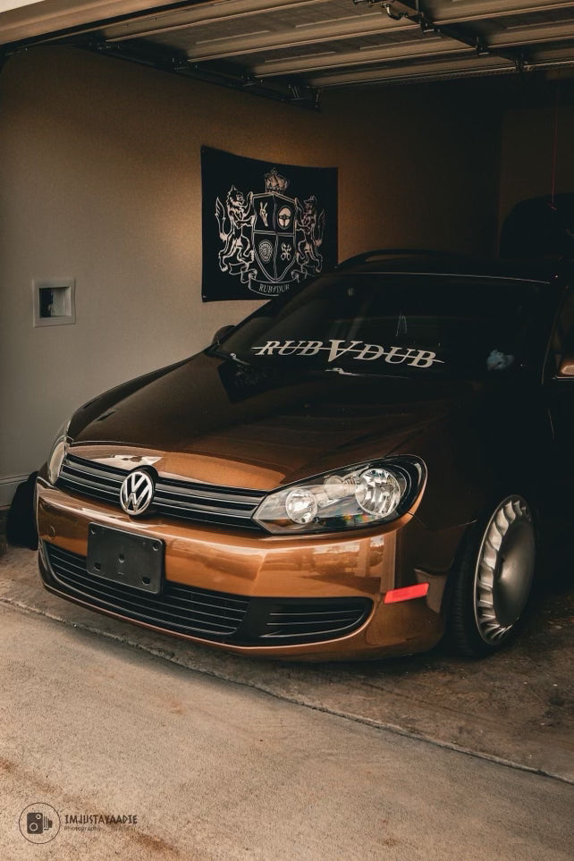Rubvdub Design Rubadub Crest Flag – RUBADUB MEDIA