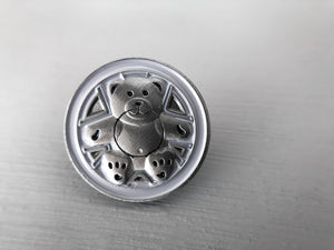 Teddy wheel rims pin